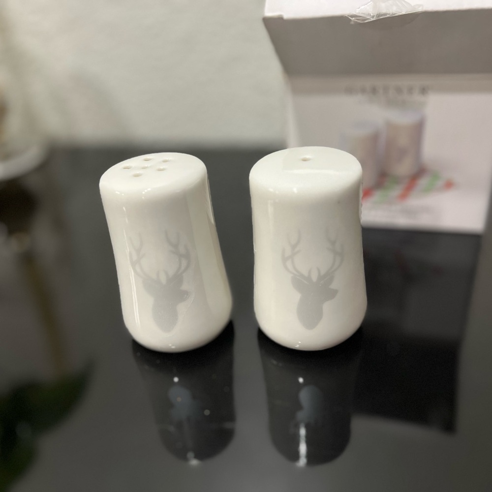 NEW Salt And Pepper Shakers